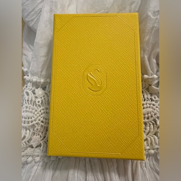 Swarovski Signum Swan Crystal & Rose Gold Elegant Dangle Earrings NWT - Picture 4 of 10